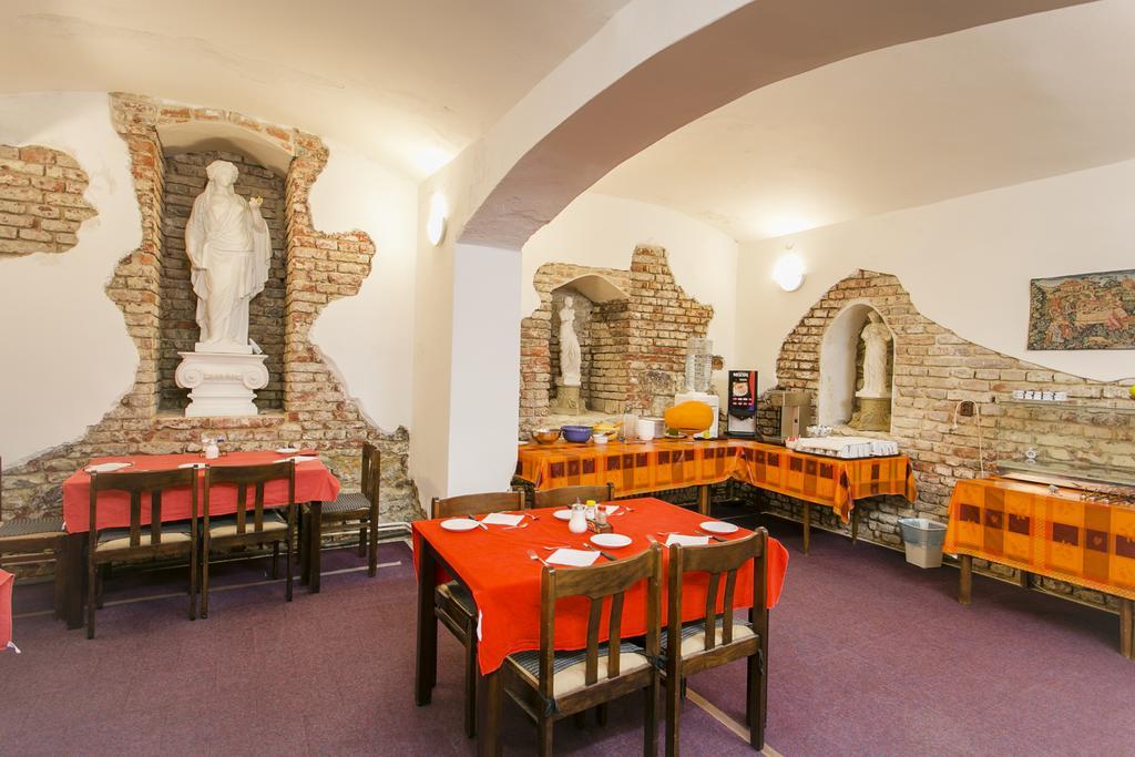 Hotel U Sladku Prague Exterior photo